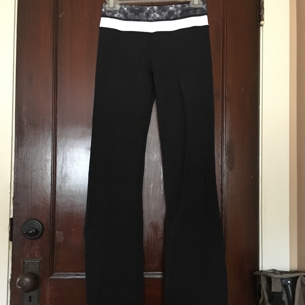 LuluLemon yoga pant